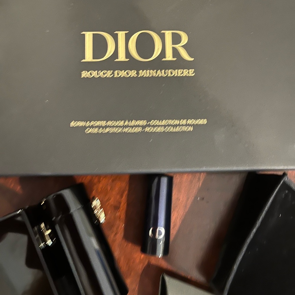 Dior Rouge Minaudière with Gold Accents Purse lipstick crossbody chain dustbag - Picture 2 of 5
